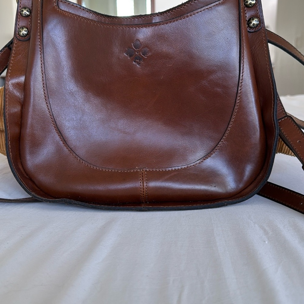 Patricia Nash Brown Shoulder Bag with Slouchy Hobo Shape and Adjustable Strap - Picture 4 of 16